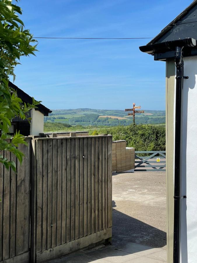 Moorview House Bed and Breakfast Bideford Exterior foto